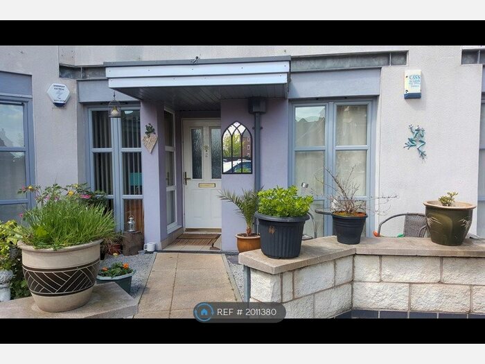 1 Bedroom Flat To Rent In Lister House, Nottingham, NG3