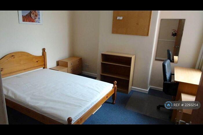 5 Bedroom Terraced House To Rent In Sheffield Road, Portsmouth, PO1