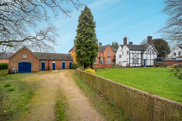 5 Bedroom Character Property For Sale In Main Street, Stretton Under Fosse, Rugby, Warwickshire, CV23