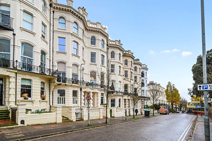 2 Bedroom Flat For Sale In Denmark Terrace, Brighton, BN1