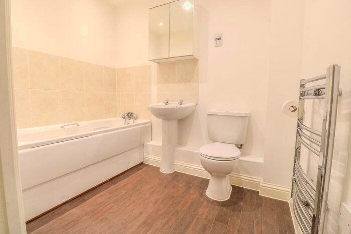 2 Bedroom Apartment For Sale In Sorbus Road, Turnford, Broxbourne, EN10