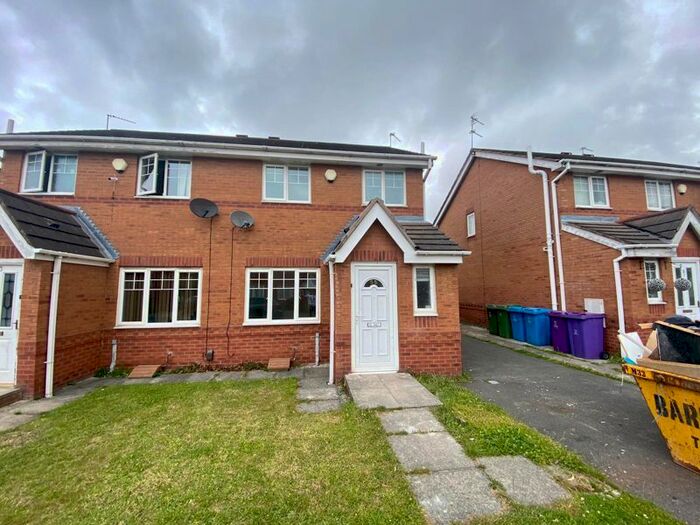 3 Bedroom Semi-Detached House To Rent In Woodhurst Crescent, Dovecot, Liverpool, L14