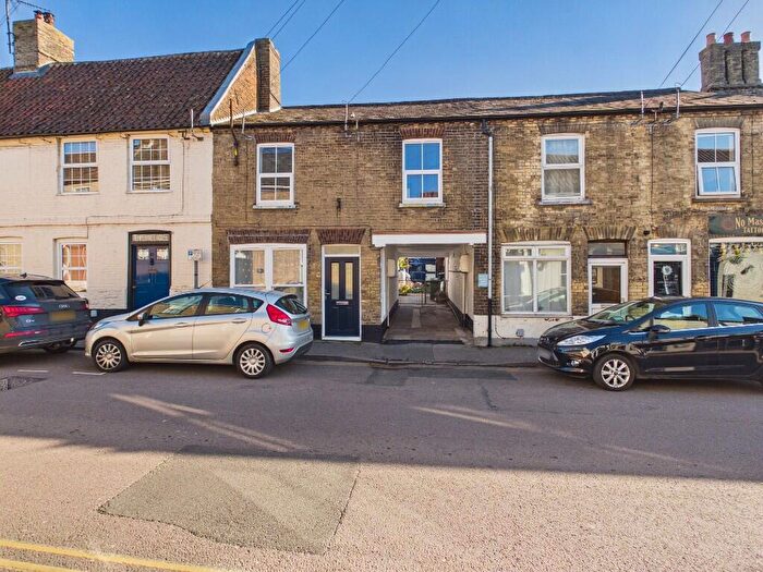 3 Bedroom Terraced House For Sale In Bridge Street, Downham Market, PE38