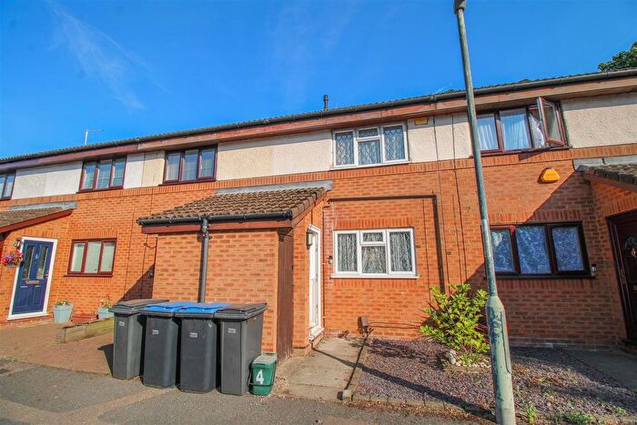 2 Bedroom Terraced House For Sale In Savoy Wood, Harlow, CM19
