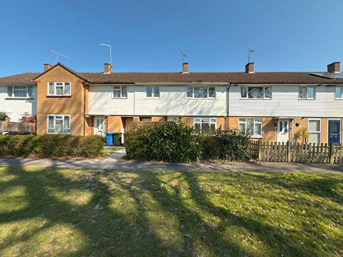 3 Bedroom Terraced House To Rent In Priestwood Avenue, Bracknell, Berkshire, RG42