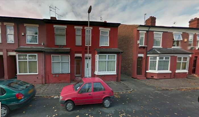 3 Bedroom Terraced House To Rent In Russell Street, Manchester, M16