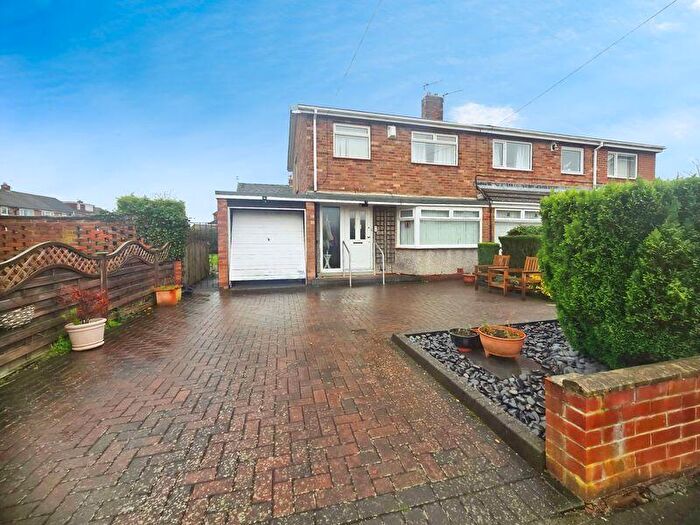 3 Bedroom Semi Detached House For Sale In Glendale Gardens, Choppington, NE62