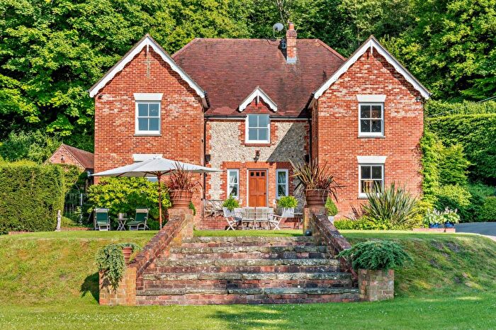 6 Bedroom Detached House For Sale In Brockbridge, Droxford, Southampton, Hampshire, SO32