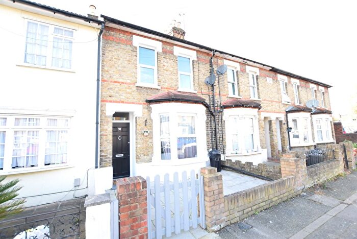 2 Bedroom Terraced House To Rent In George Street, Romford, RM1