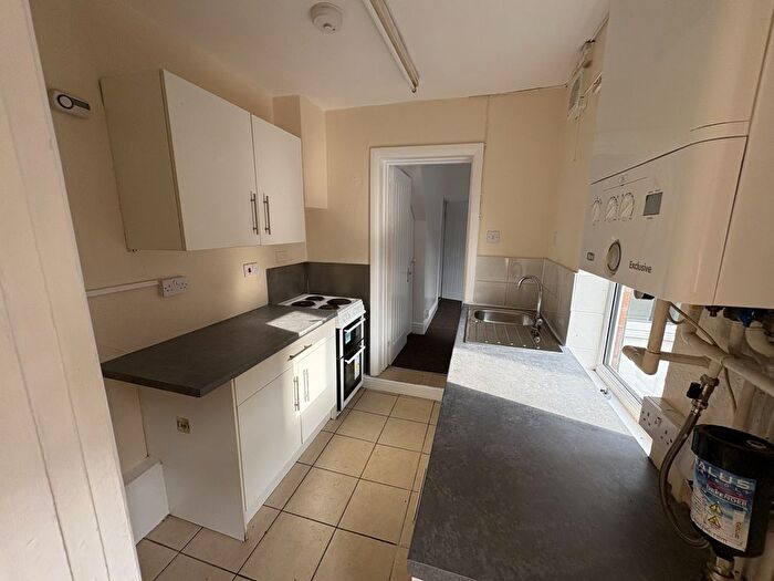 3 Bedroom Terraced House To Rent In Reynoldson Street, HU5