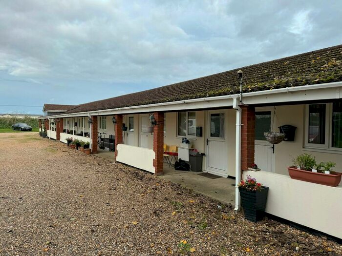 1 Bedroom Bungalow To Rent In Twenty Pence Road, Wilburton, CB6
