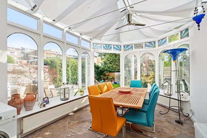 4 Bedroom Semi Detached House For Sale In Birchlands Avenue, London, SW12