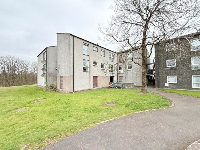 3 Bedroom Flat For Sale In Rowan Road, Cumbernauld, Glasgow, G67