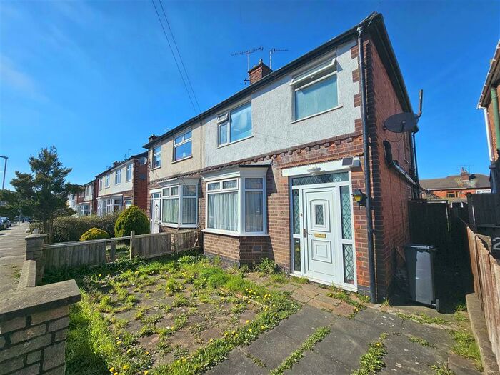 4 Bedroom House To Rent In Stanfell Road, Leicester, LE2