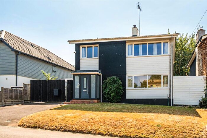 4 Bedroom Detached House For Sale In Beacon Bottom, Park Gate, SO31