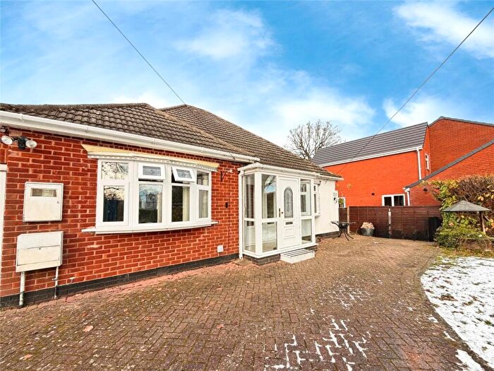 4 Bedroom Bungalow For Sale In Cromwell Lane, Coventry, Warwickshire, CV4