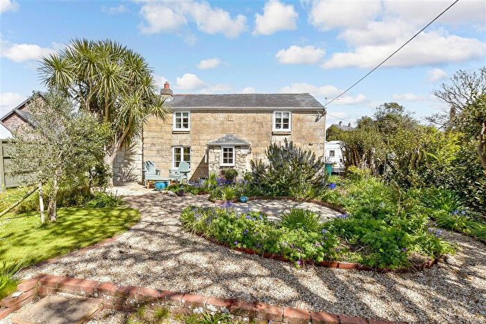 4 Bedroom Detached House For Sale In Colwell Road, Freshwater, Isle Of Wight, PO40