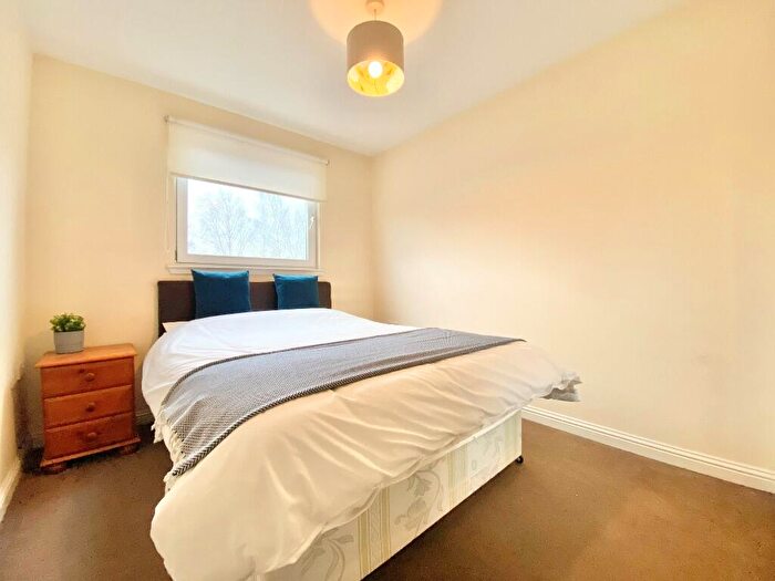 2 Bedroom Flat To Rent In Curle Street, Scotstoun, Glasgow, G14