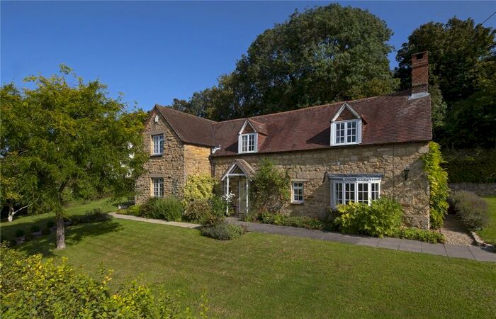 3 Bedroom Detached House For Sale In Otmoor Lane, Beckley, Oxfordshire, OX3