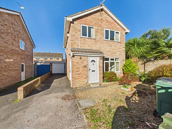 3 Bedroom Detached House For Sale In Magellan Close, Worle, Weston-Super-Mare, BS22