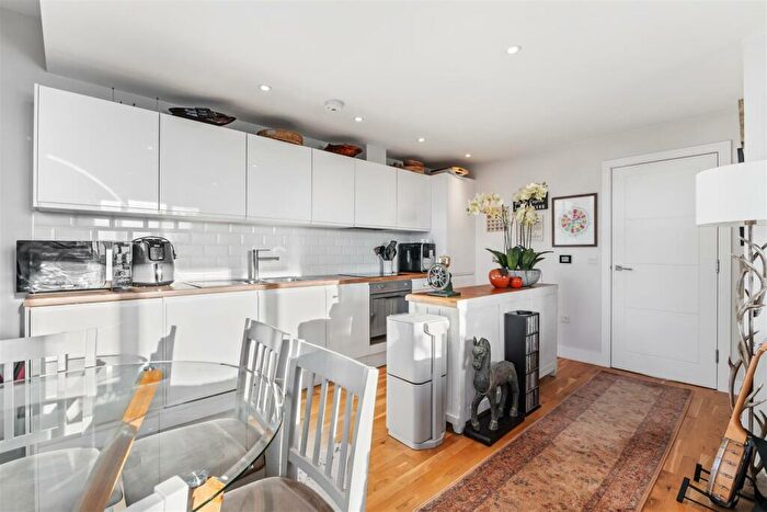 2 Bedroom Flat For Sale In Flat, Skipper House, Norwich, NR1