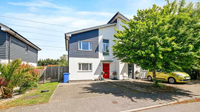 3 Bedroom Terraced House For Sale In Sittingbourne, Sittingbourne, ME10