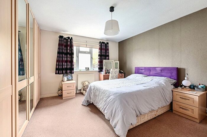4 Bedroom Detached House For Sale In Camberley, Surrey, GU15