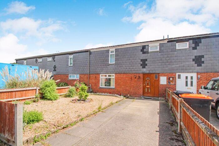 3 Bedroom Terraced House For Sale In Proctor Close, Kempston, MK42