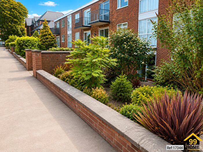 2 Bedroom Apartment For Sale In Belvedere Court, AnsdelL Lytham St Annes, Lancashire, FY8
