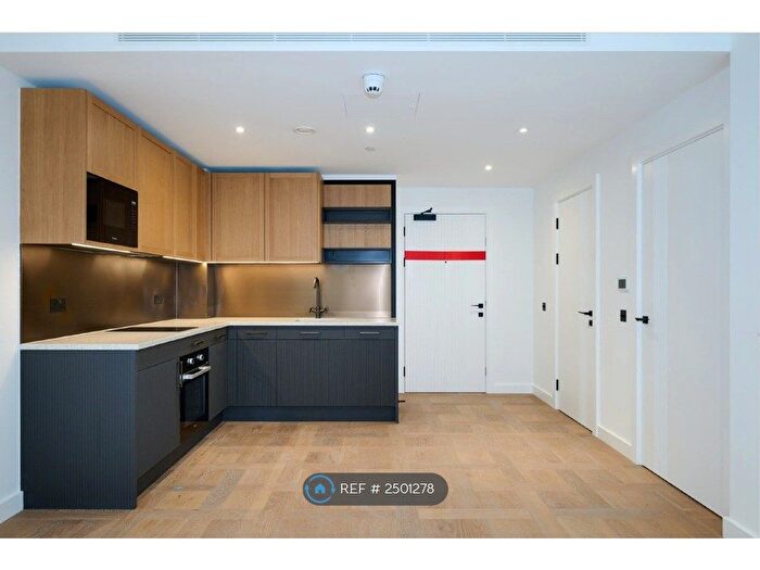 Studio To Rent In Merino Gardens, London, E1W