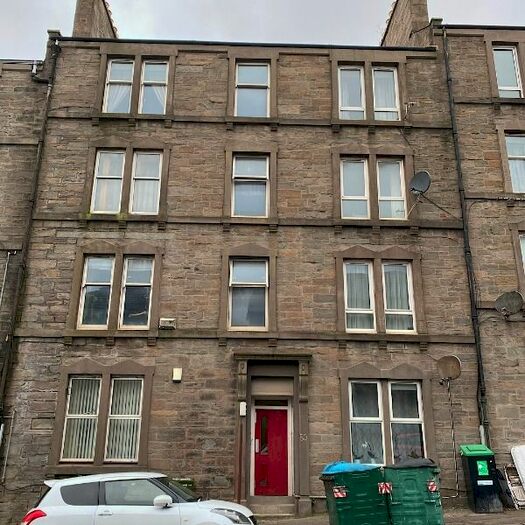 1 Bedroom Flat To Rent In Provost Road, Hilltown, Dundee, DD3