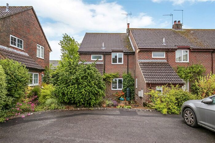 3 Bedroom End Terrace House For Sale In Elm Close, Pitton, Salisbury, Wiltshire, SP5