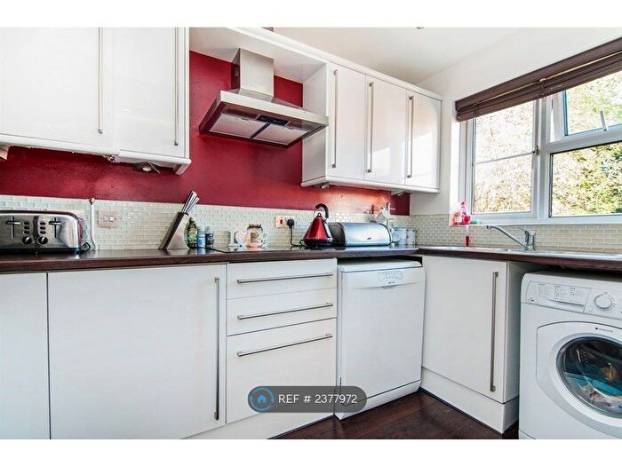 3 Bedroom Semi-Detached House To Rent In Marlborough Way, Billericay, CM12