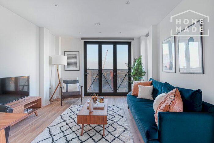 2 Bedroom Flat To Rent In George Street, Croydon, CR0