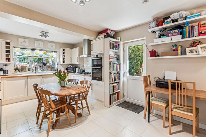 4 Bedroom Detached House For Sale In Little Hill, Chorleywood, WD3