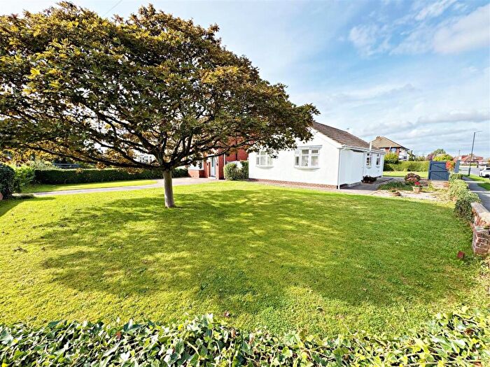 4 Bedroom Detached Bungalow For Sale In Fairway, Waltham, Grimsby, N.E. Lincs, DN37
