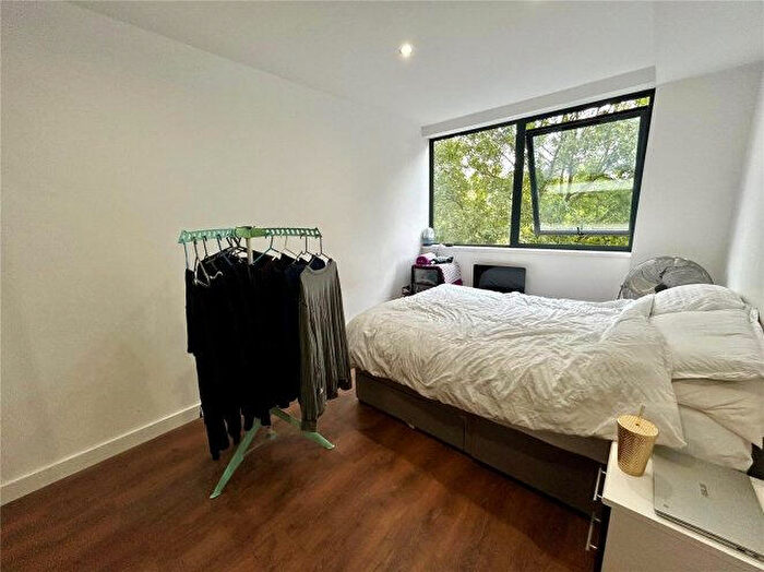 2 Bedroom Flat To Rent In D B H House, Carlton Square, NG4