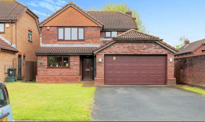 4 Bedroom Detached House To Rent In Stephens Drive, Barrs Court, Bristol, BS30