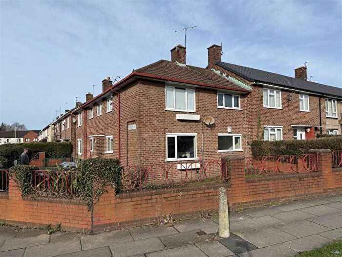 1 Bedroom Apartment To Rent In Lingtree Road, Liverpool, L32