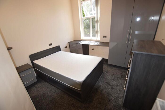 4 Bedroom Flat To Rent In Montpelier Terrace, Back Montpelier Terrace, Leeds, LS6