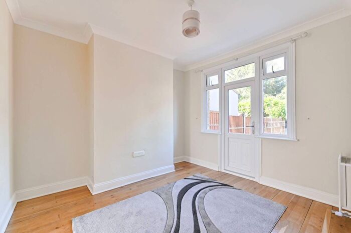 3 Bedroom Property To Rent In Framfield Road, Tooting, Mitcham, CR4