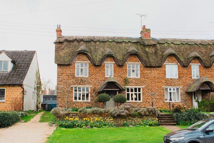 2 Bedroom Semi-Detached House For Sale In Sibford Road, Hook Norton, OX15