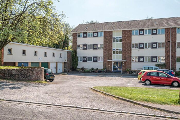 2 Bedroom Flat For Sale In Shepherds Row, Andover, SP10
