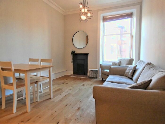 2 Bedroom Flat To Rent In Comiston Road, Morningside, Edinburgh, EH10