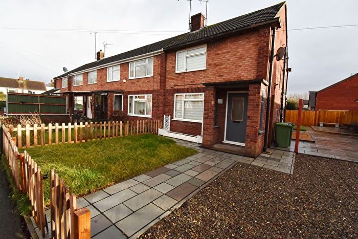 2 Bedroom Property To Rent In Falconer Place, Leominster, HR6