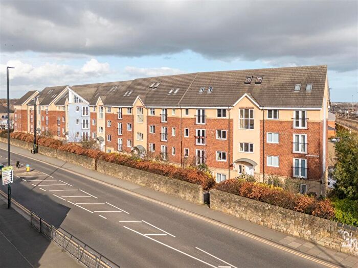 2 Bedroom Flat For Sale In Chillingham Road, Heaton, NE6