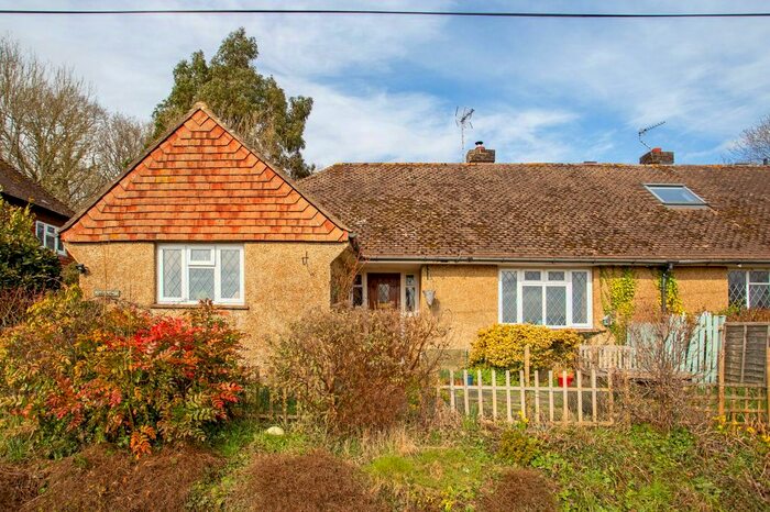 3 Bedroom Bungalow For Sale In Burrswood, Groombridge, Tunbridge Wells, Kent, TN3