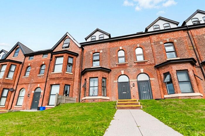 2 Bedroom Flat For Sale In Great Cheetham Street West, Queens Terrace, M7