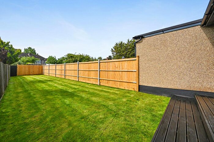 4 Bedroom Terraced House For Sale In Esher Avenue, Cheam, SM3