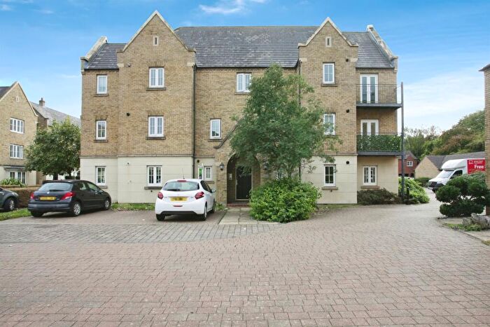 2 Bedroom Apartment For Sale In Avocet Close, Rugby, CV23